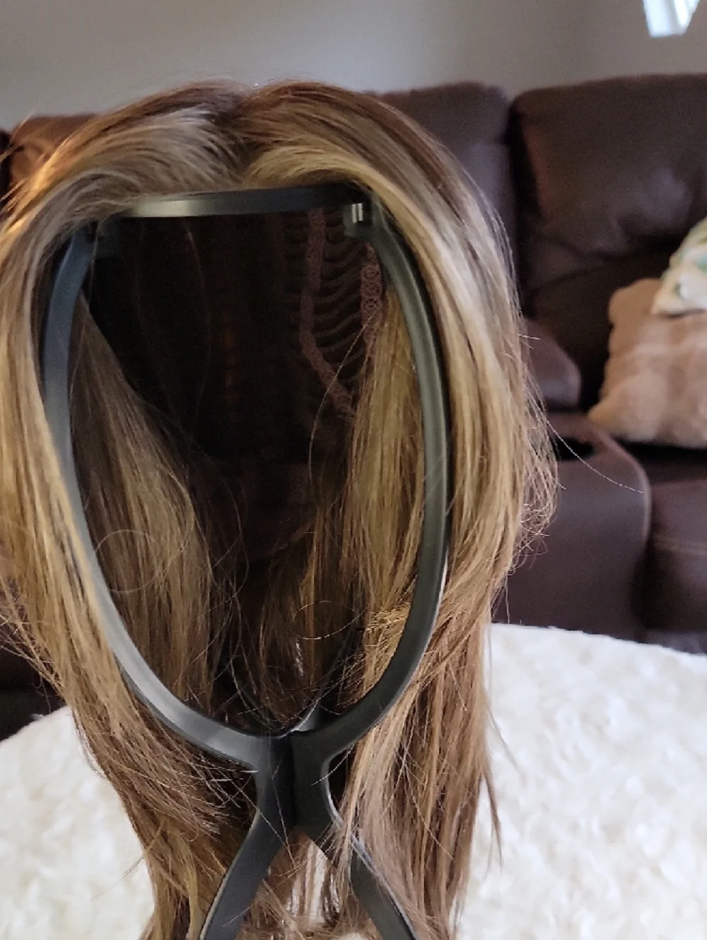 NWOT Scene Stealer Partial Monofilament Wig by Styles By Soma - Picture 9 of 14
